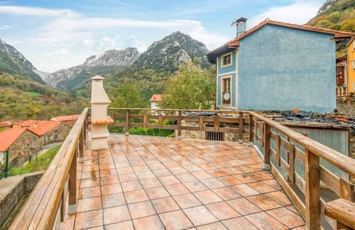 Trescares House | 100 m² House ∙ 2 bedrooms ∙ 4 guests