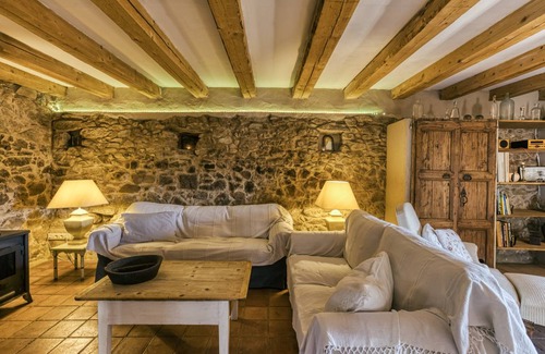 Cantallops House | 100 m² House ∙ 3 bedrooms ∙ 6 guests