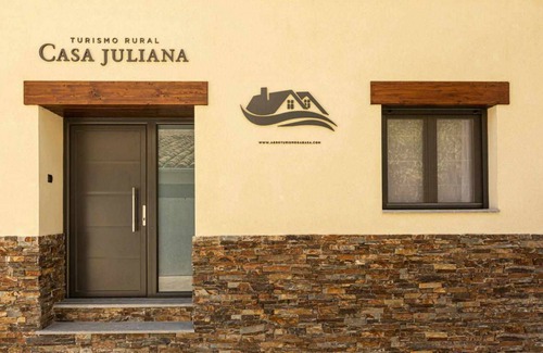 Peralta de Calasanz House | 100 m² House ∙ 3 bedrooms ∙ 8 guests