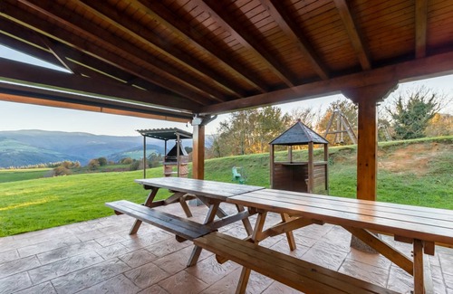 Rozas House | 100 m² House ∙ 5 bedrooms ∙ 14 guests