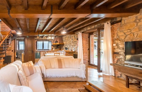 Rozas House | 100 m² House ∙ 5 bedrooms ∙ 14 guests