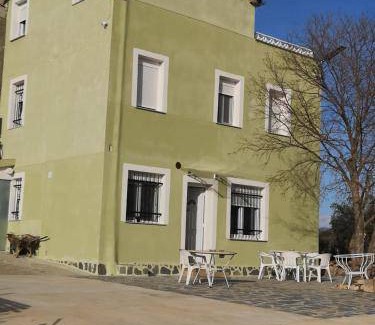 Estopinan del Castillo Cabin | 110 m² Lodge ∙ 4 bedrooms ∙ 8 guests