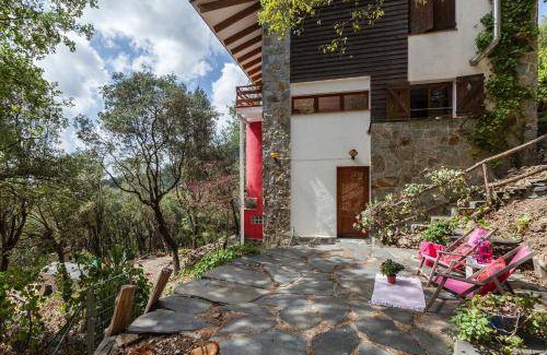 Sant Pere de Vilamajor Ski Chalet | 110 m² Chalet ∙ 2 bedrooms ∙ 4 guests