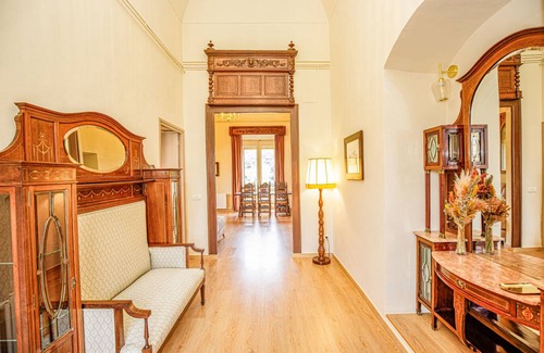 Besalu Apartment | 110 m² Apartment ∙ 3 bedrooms ∙ 6 guests