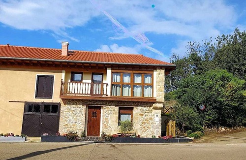 Alfoz de Lloredo House | 110 m² House ∙ 3 bedrooms ∙ 6 guests