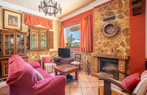 Carcabuey House | 110 m² House ∙ 4 bedrooms ∙ 7 guests
