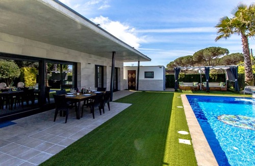 Sils Villa | 110 m² Villa ∙ 4 bedrooms ∙ 8 guests