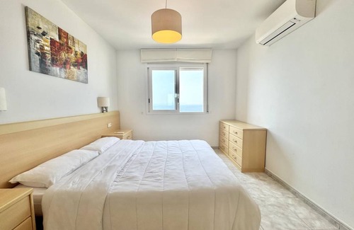 Almadraba-Canyelles Villa | 111 m² Villa ∙ 3 bedrooms ∙ 6 guests
