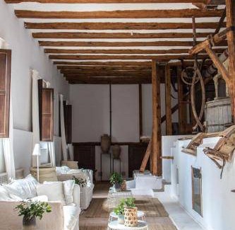 Monreal del Campo Hotel | 12 m² Hotel ∙ 3 guests
