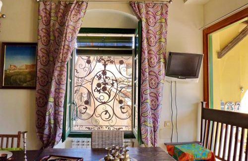 Miralcamp House | 12 m² House ∙ 5 bedrooms ∙ 10 guests