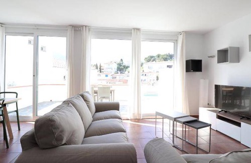 Cadaques Apartment | 120 m² Apartment ∙ 3 bedrooms ∙ 7 guests