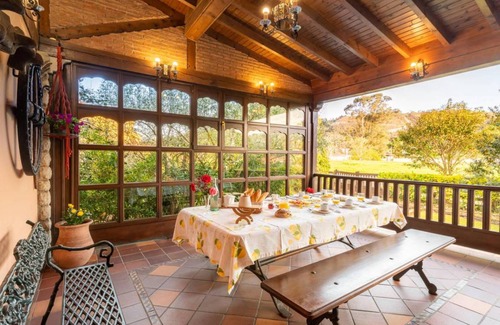 Naves House | 120 m² House ∙ 3 bedrooms ∙ 6 guests