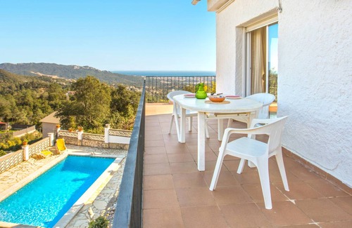 Lloret Blau Villa | 120 m² Villa ∙ 3 bedrooms ∙ 7 guests