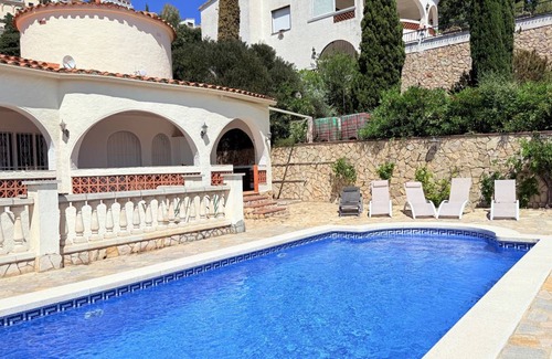 El Mas Fumats Villa | 120 m² Villa ∙ 3 bedrooms ∙ 6 guests