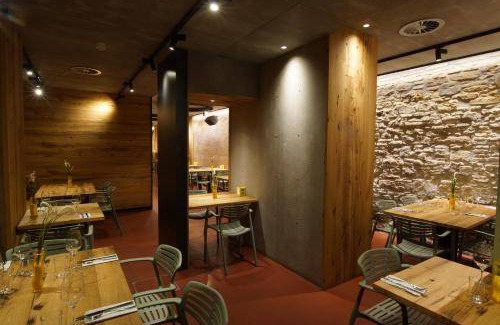 Pamplona City Centre Bed & Breakfast | 13 m² Bed and breakfast ∙ 4 guests
