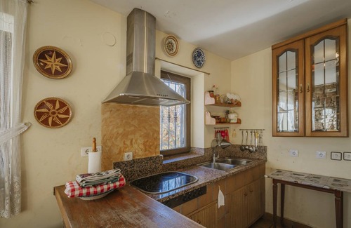 Santa Maria de Redondo House | 130 m² House ∙ 4 bedrooms ∙ 6 guests
