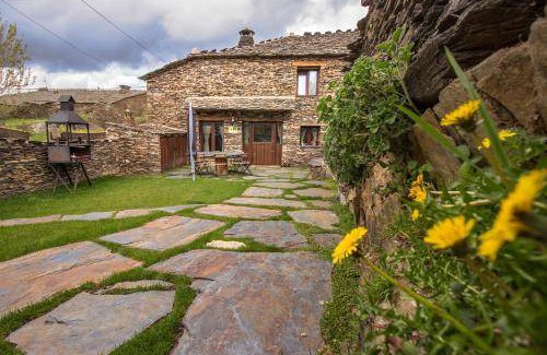 Majaelrayo Bed & Breakfast | 130 m² Bed and breakfast ∙ 4 bedrooms ∙ 8 guests