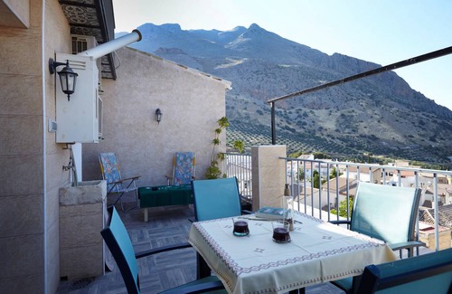 Albanchez de Magina House | 130 m² House ∙ 4 bedrooms ∙ 8 guests