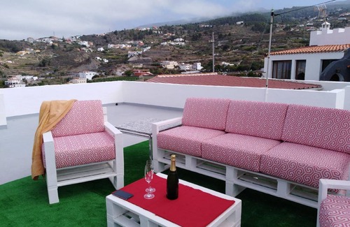 Buen Paso House | 130 m² House ∙ 2 bedrooms ∙ 5 guests