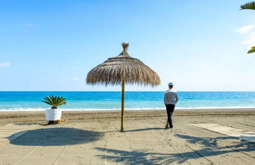 Fuengirola Apartment | 131 m² Apartment ∙ 3 bedrooms ∙ 6 guests