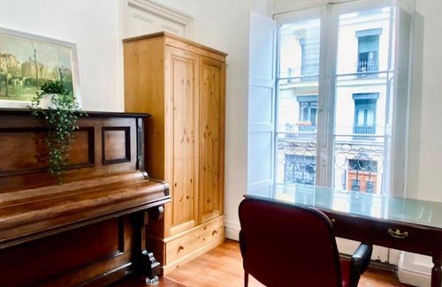 Bilbao City Centre Resort | 135 m² Private room ∙ 1 bedroom ∙ 1 guest