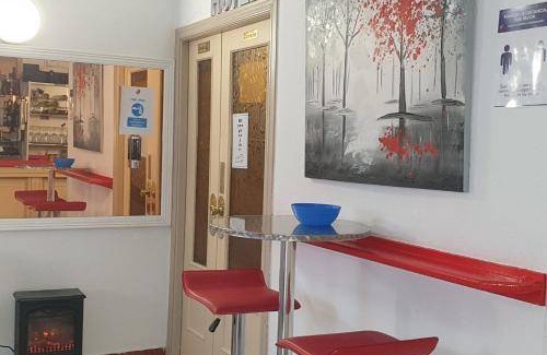 Peal de Becerro Hotel | 14 m² Hotel ∙ 3 guests