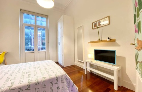Bilbao City Centre Resort | 140 m² Private room ∙ 1 bedroom ∙ 1 guest