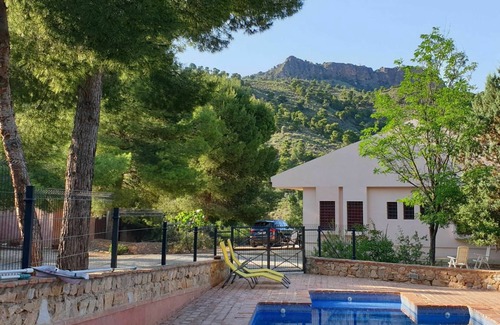 Totana Other | 145 m² Accommodation ∙ 4 bedrooms ∙ 6 guests