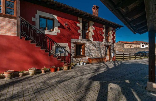 Villanueva de la Pena House | 150 m² House ∙ 3 bedrooms ∙ 6 guests