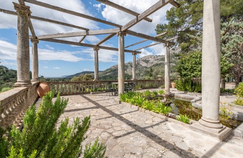 Bunyola Ski Chalet | 150 m² Chalet ∙ 3 bedrooms ∙ 6 guests