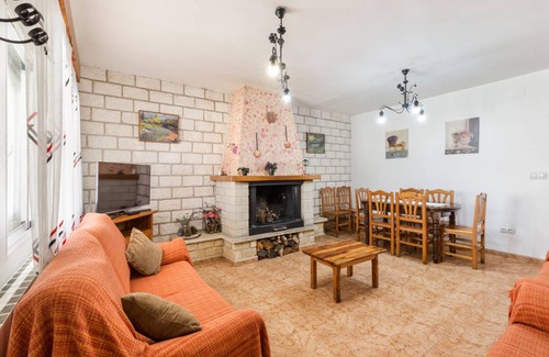 Calar de la Santa House | 150 m² House ∙ 4 bedrooms ∙ 8 guests