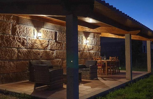 San Cibrao Das Vinas House | 150 m² House ∙ 4 bedrooms ∙ 7 guests