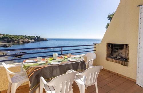 Llanca House | 150 m² House ∙ 4 bedrooms ∙ 10 guests