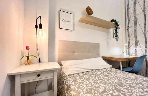 Bilbao City Centre Resort | 150 m² Private room ∙ 1 bedroom ∙ 1 guest