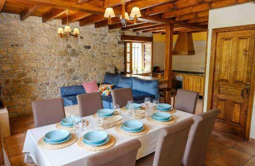Mere House | 154 m² House ∙ 5 bedrooms ∙ 8 guests