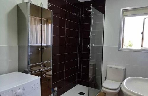 Ponferrada House | 160 m² House ∙ 4 bedrooms ∙ 10 guests
