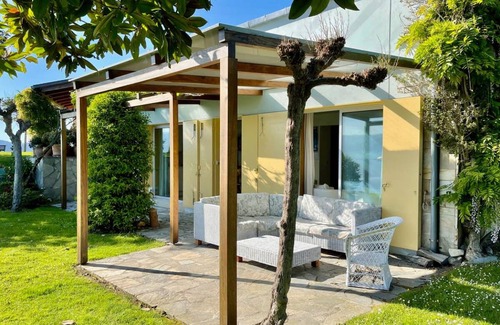 Faro House | 170 m² Bungalow ∙ 3 bedrooms ∙ 8 guests