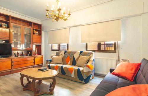 Cenicero House | 170 m² House ∙ 4 bedrooms ∙ 8 guests