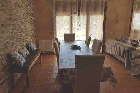 Can Carbonell House | 170 m² House ∙ 4 bedrooms ∙ 14 guests