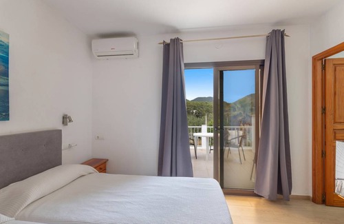 Es Figueral Beach Resort | 18 m² Private room ∙ 1 bedroom ∙ 2 guests
