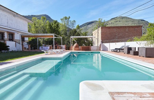 Jamilena House | 180 m² House ∙ 3 bedrooms ∙ 8 guests