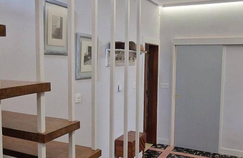 Lloreda House | 180 m² House ∙ 4 bedrooms ∙ 7 guests