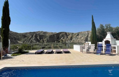 Arboleas Villa | 180 m² Villa ∙ 3 bedrooms ∙ 6 guests