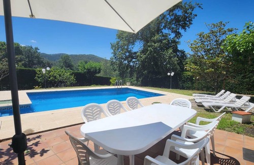 Can Carbonell House | 190 m² House ∙ 4 bedrooms ∙ 8 guests