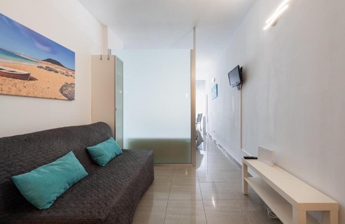 Las Palmas de Gran Canaria Apartment | 1st Line Studio Las Canteras Beach - Wifi