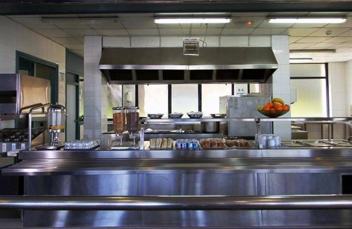 Basurto-Zorroza Hostel | 20 m² Hostel ∙ 127 guests