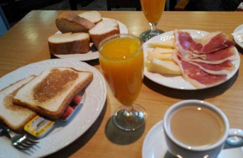 Cangas de Narcea Hotel | 20 m² Hotel ∙ 3 guests