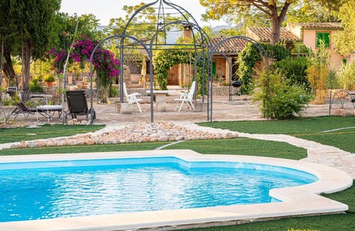 Santa Maria del Cami House | 200 m² House ∙ 3 bedrooms ∙ 6 guests