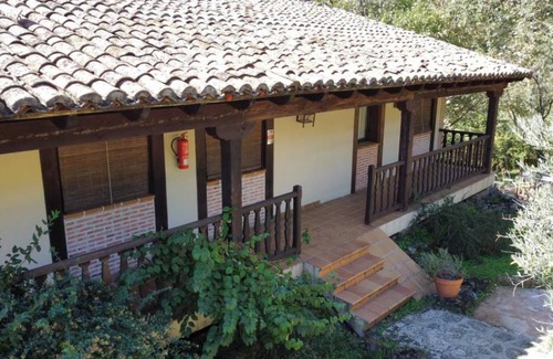 Candeleda House | 200 m² Farmhouse ∙ 4 bedrooms ∙ 8 guests