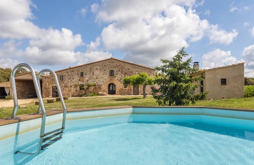 Cassa de la Selva House | 200 m² Finca ∙ 6 bedrooms ∙ 11 guests
